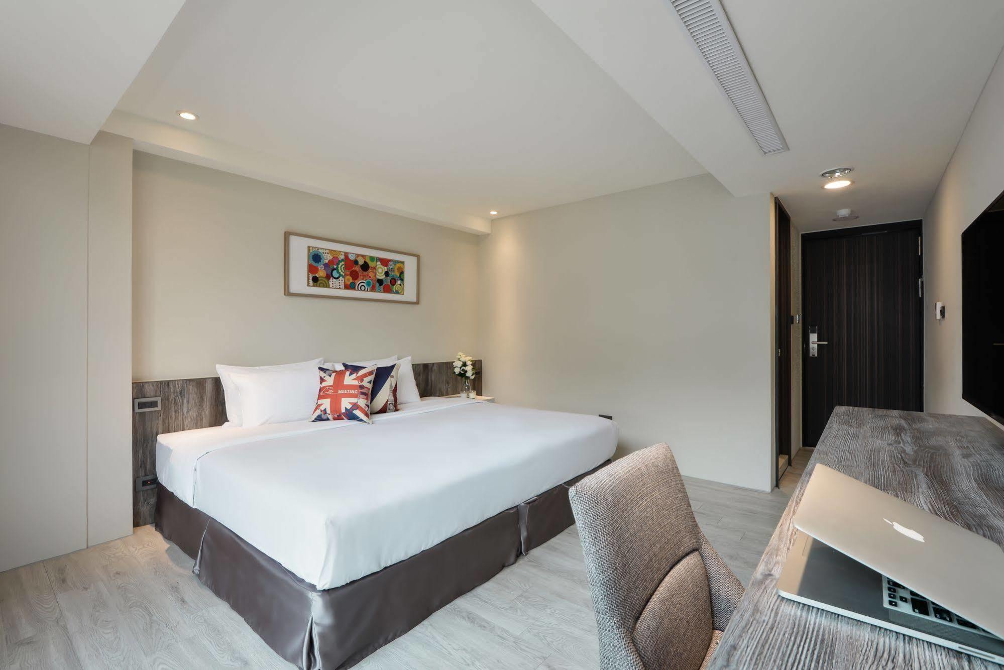 Taichung Amour Hotel Exterior photo